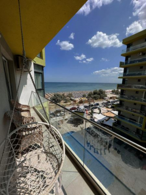 Desiree Beach Apartment